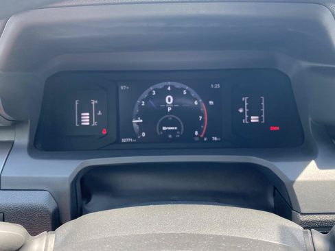 Used 2024 Toyota Tacoma SR5 AWD/4WD image 42