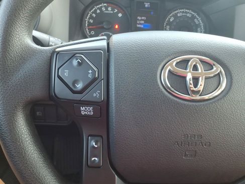 Used 2021 Toyota Tacoma SR w/ SR Convenience Package RWD image 16