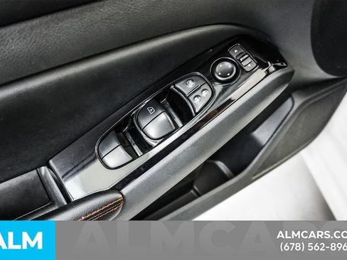 Used 2025 Nissan Altima 2.5 SR FWD image 46