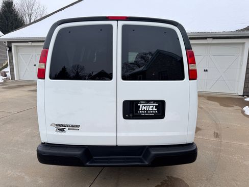 Used 2015 Chevrolet Express 2500 LS image 5