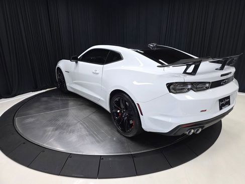 Used 2023 Chevrolet Camaro SS w/ Redline Edition RWD image 12