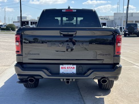 New 2026 RAM 1500 Laramie w/ Night Edition AWD/4WD image 9