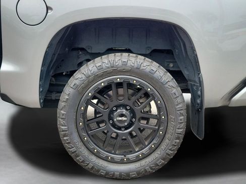 Used 2021 Toyota Tundra SR5 RWD image 29
