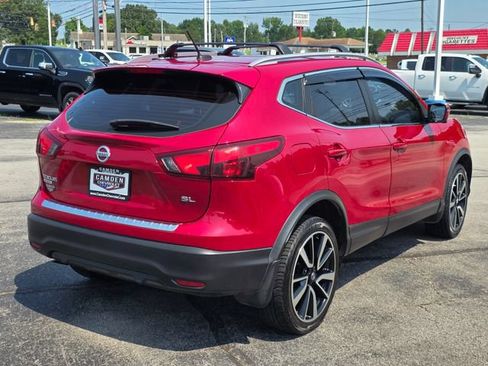 Used 2018 Nissan Rogue Sport SL FWD image 11
