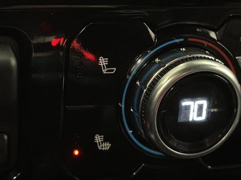 Used 2022 GMC Sierra 1500 Elevation w/ Elevation Premium Package image 32