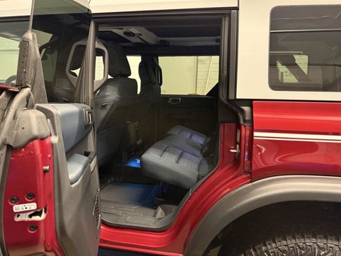 New 2025 Ford Bronco Heritage Edition AWD/4WD image 17