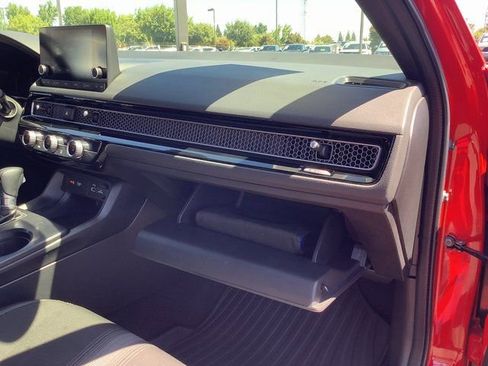 Used 2023 Honda Civic Sport image 37