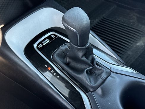 Used 2026 Toyota Corolla SE image 11