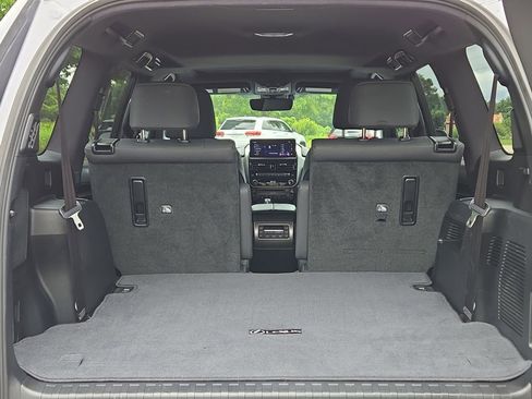 Used 2023 Lexus GX 460 Premium image 10