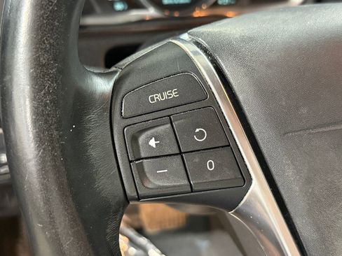 Used 2015 Volvo XC60 T5 Premier image 16