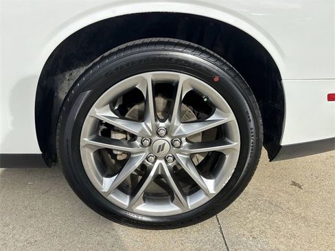 Used 2023 Dodge Challenger GT image 10