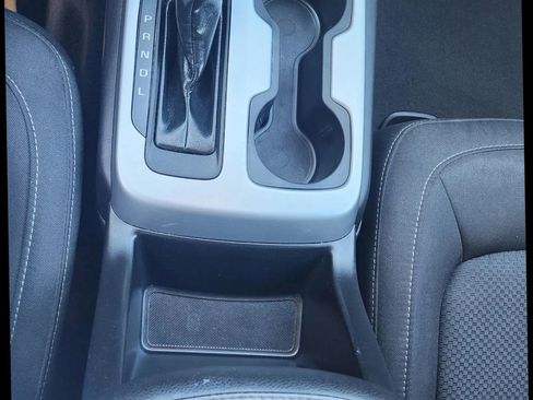 Used 2022 Chevrolet Colorado LT w/ LT Convenience Package AWD/4WD image 19