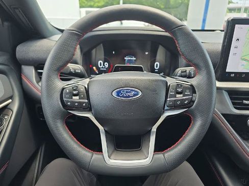 Certified 2025 Ford Explorer ST-Line w/ Premium Package AWD/4WD image 25