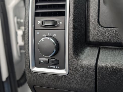 Used 2023 RAM 1500 Classic SLT w/ Protection Group image 28