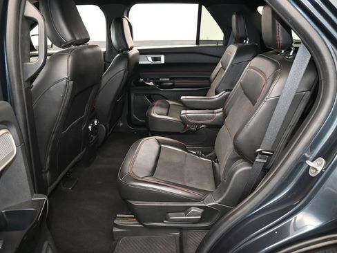 Used 2022 Ford Explorer ST-Line w/ Class IV Trailer Tow Package image 37