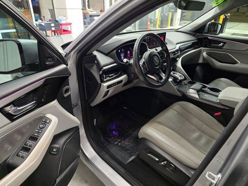 Used 2022 Acura MDX FWD w/ Technology Package image 15