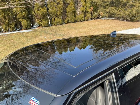 Used 2023 Land Rover Range Rover Evoque R-Dynamic SE image 77