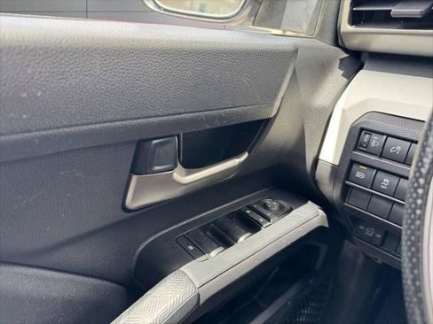 Certified 2024 Toyota Tacoma TRD Off-Road AWD/4WD image 71