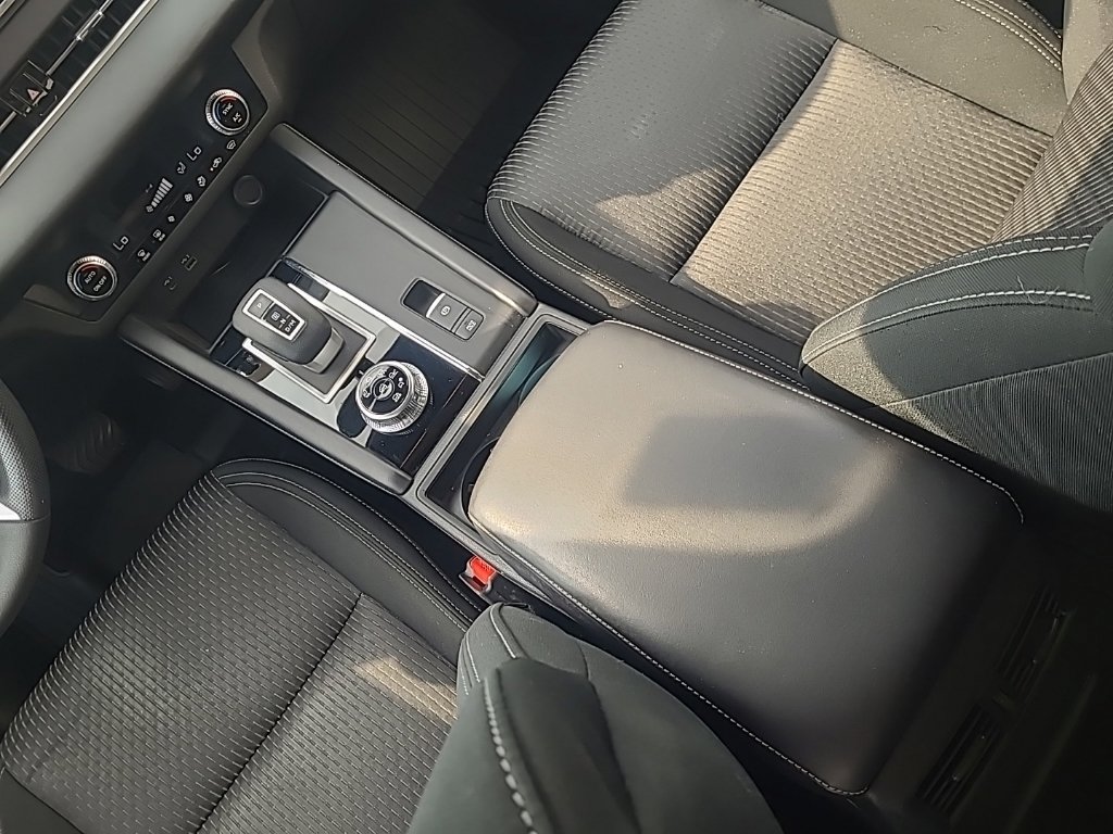 Used 2022 Mitsubishi Outlander ES AWD/4WD image 15