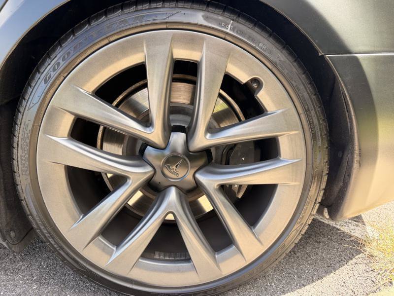 Used 2022 Tesla Model S Plaid AWD/4WD image 11