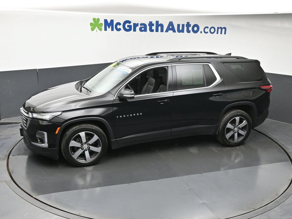 Used 2023 Chevrolet Traverse LT w/ LT Premium Package AWD/4WD image 25