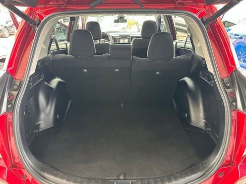 Used 2017 Toyota RAV4 XLE image 15