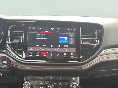 Used 2023 Dodge Durango GT image 14