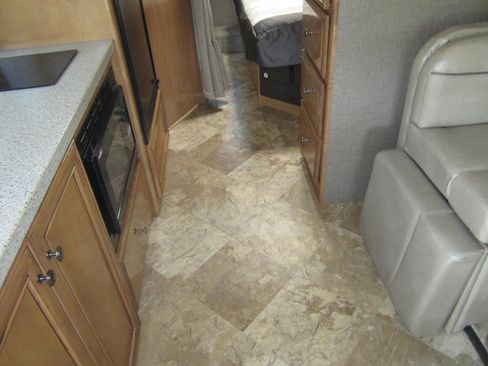 Used 2017 Mercedes-Benz Sprinter 3500 image 42