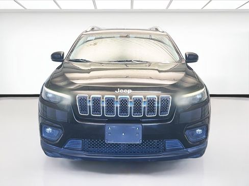 Used 2020 Jeep Cherokee Latitude Plus image 2