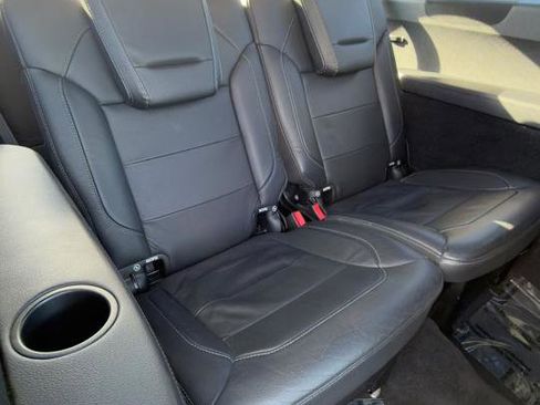 Used 2017 Mercedes-Benz GLS 450 4MATIC image 48