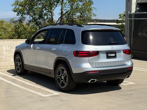 New 2026 Mercedes-Benz GLB 250 image 8