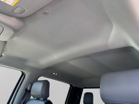 Used 2023 Ford F150 Lariat AWD/4WD image 17