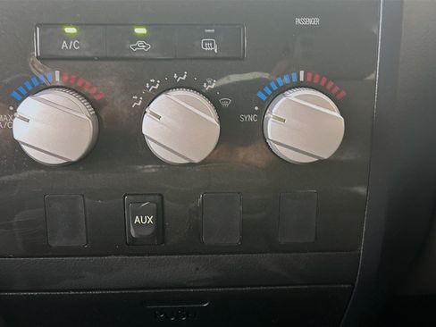Used 2013 Toyota Tundra 2WD Double Cab image 20
