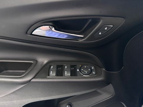 Certified 2024 Chevrolet Equinox LT AWD/4WD image 25