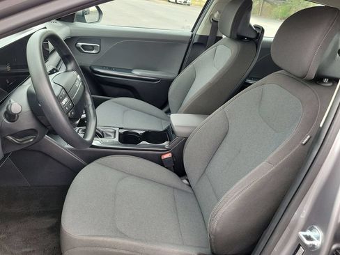 Used 2025 Kia K4 FWD image 16