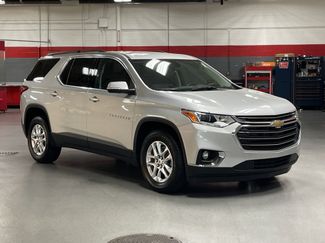 Used 2021 Chevrolet Traverse LT video 2