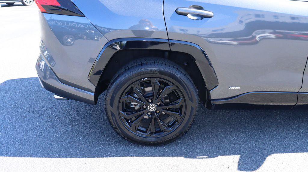 Used 2023 Toyota RAV4 SE w/ Convenience Package AWD/4WD image 15