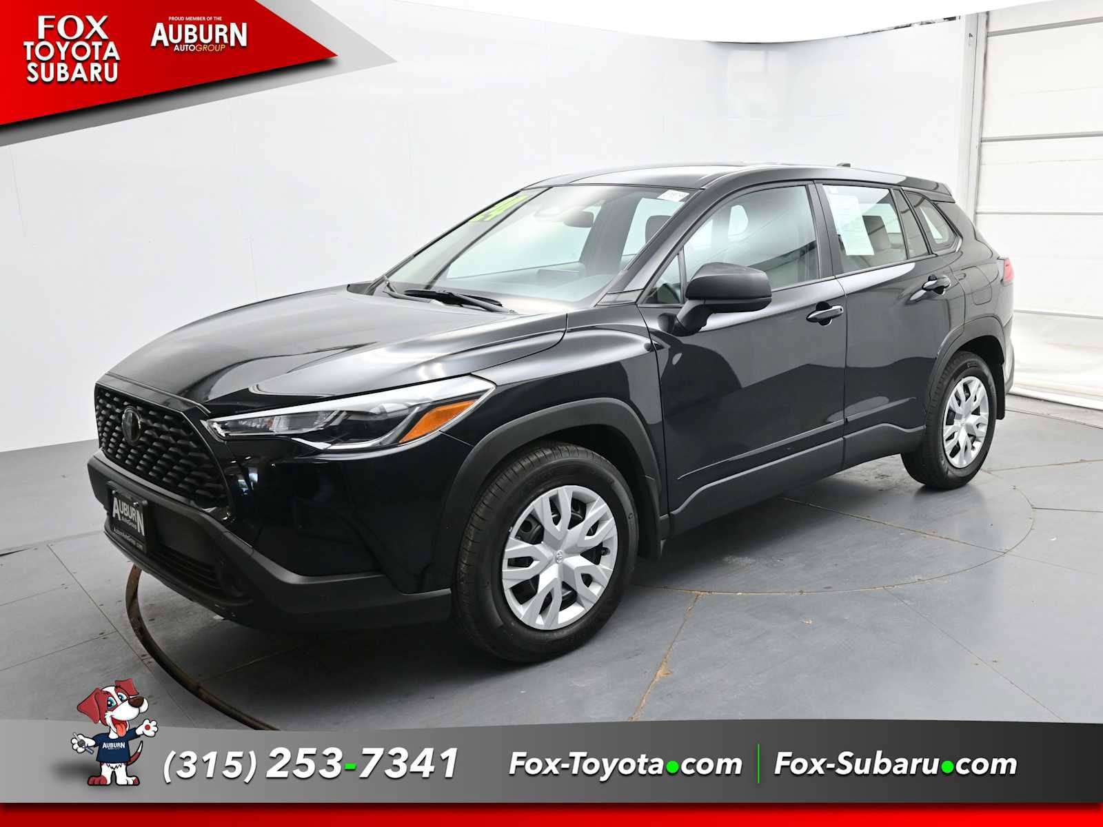 Used 2024 Toyota Corolla Cross L AWD/4WD image 2