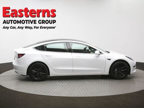 Used 2020 Tesla Model 3 Standard Range RWD image 39