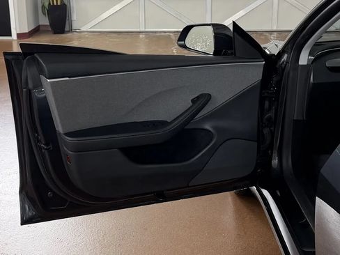 Used 2024 Tesla Model 3 RWD image 16