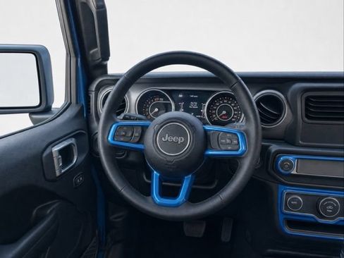 Used 2023 Jeep Wrangler Sport AWD/4WD image 13