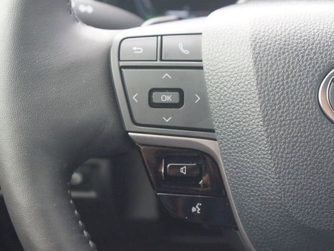 Used 2025 Toyota Camry XSE w/ Premium Plus Package FWD image 10