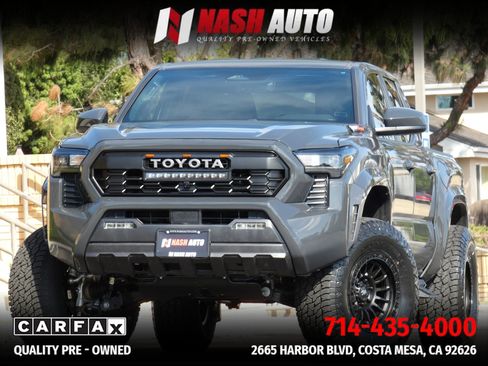 Used 2026 Toyota Tacoma SR5 AWD/4WD image 2