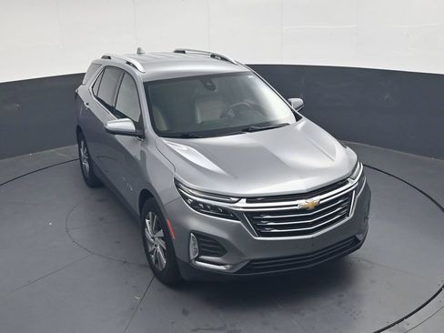 Used 2023 Chevrolet Equinox Premier FWD image 25