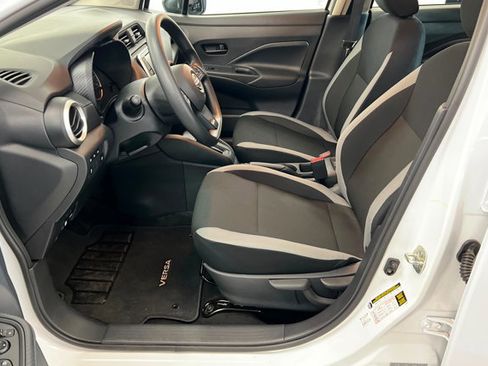 Used 2025 Nissan Versa S w/ Trunk Package FWD image 17