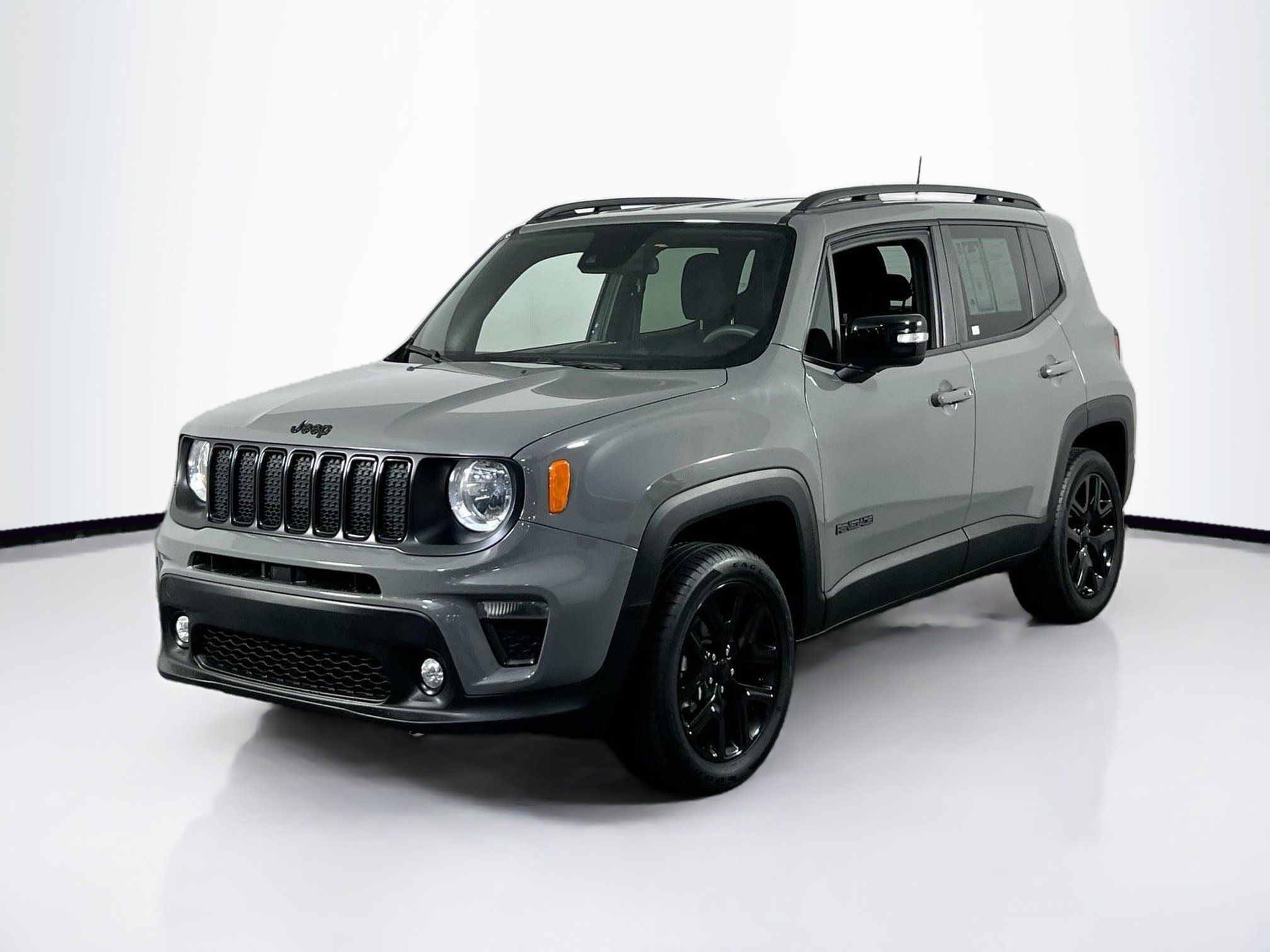 Used 2022 Jeep Renegade Altitude AWD/4WD image 1