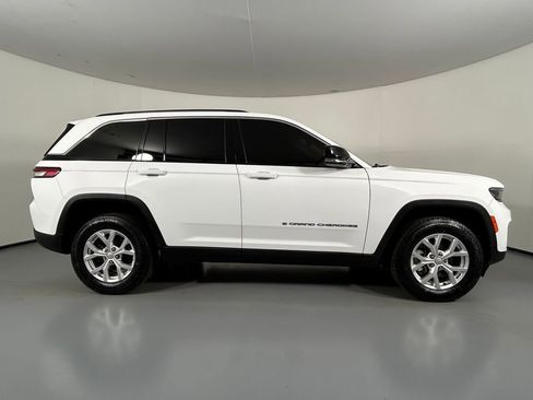 Used 2023 Jeep Grand Cherokee Limited AWD/4WD image 8