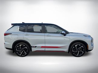 Used 2023 Mitsubishi Outlander Ralliart video 2