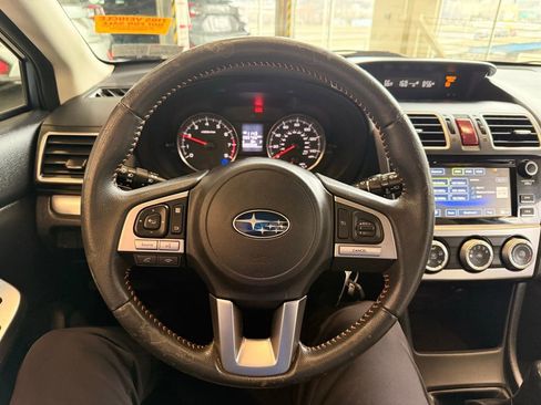 Used 2017 Subaru Crosstrek 2.0i Premium image 13