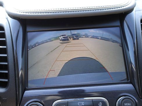 Used 2018 Chevrolet Impala LT FWD image 22
